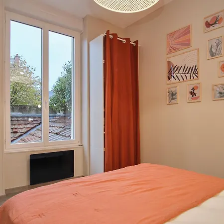 Superbe Proche Cathedrale 아파트 *